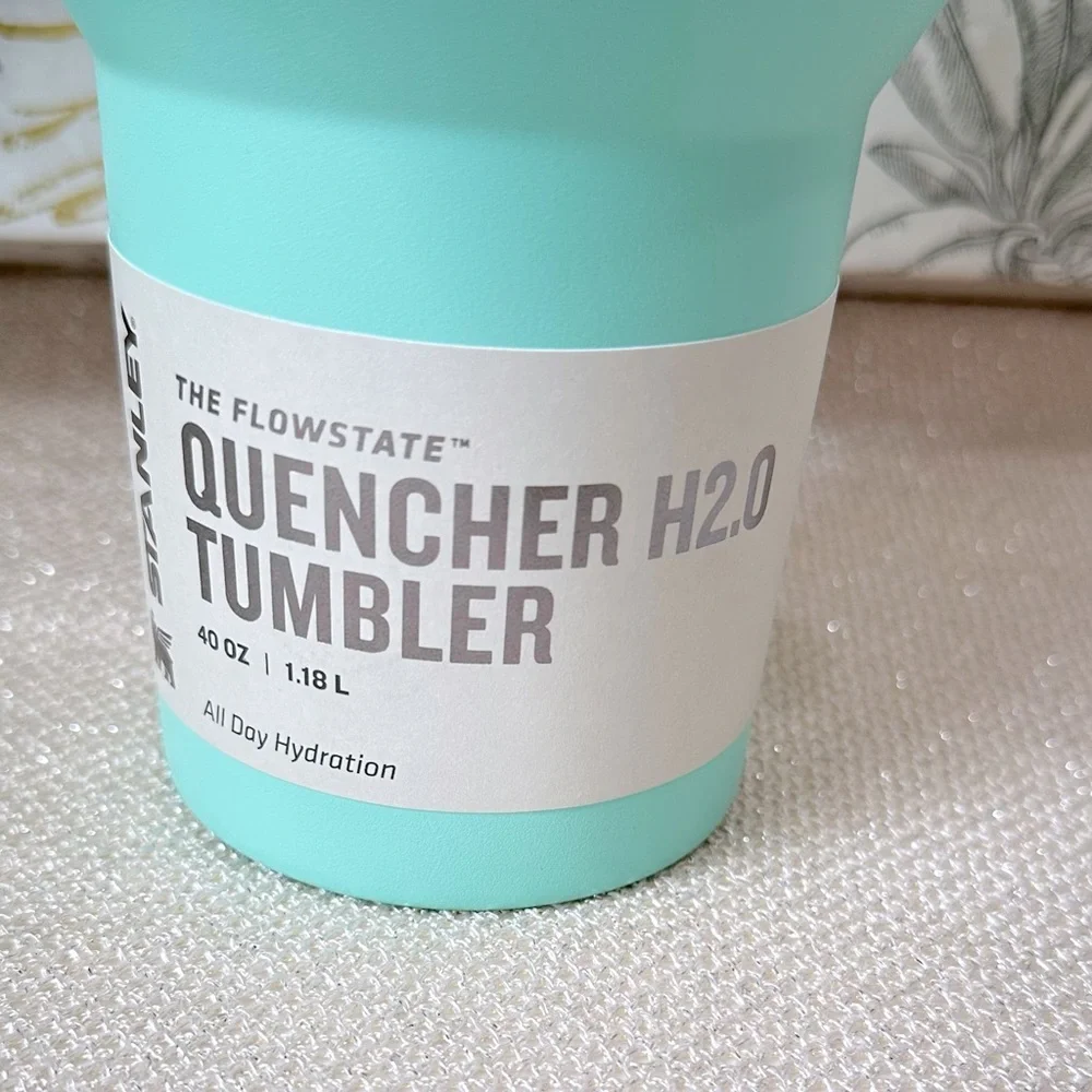 Stanley 40 oz Mint Julep Green Flowstate Quencher H2.0 Insulated Handle Tumbler - Picture 7 of 15